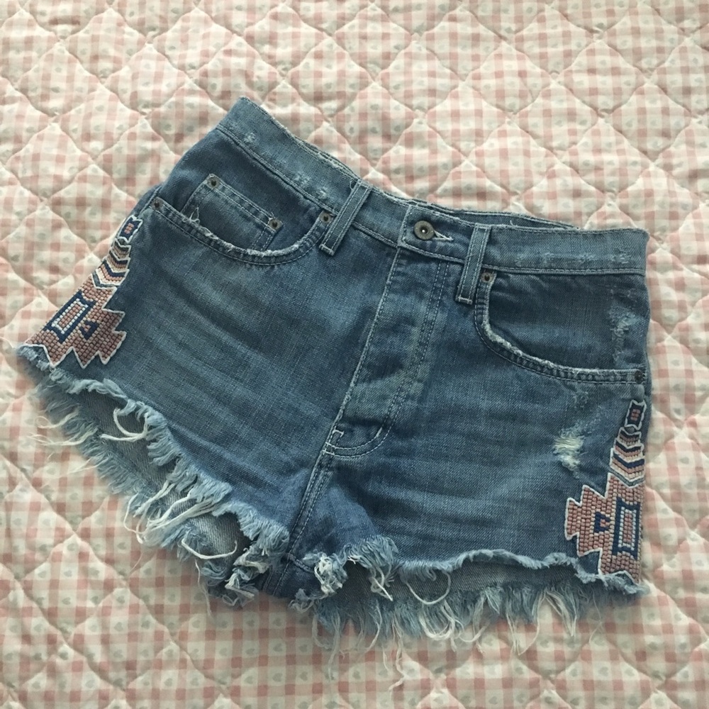 NWOT Carmar embroidered denim shorts