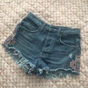 NWOT Carmar embroidered denim shorts