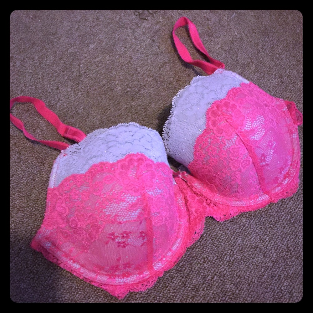 🔥 SALE 🔥 Victoria's Secret Dream bra 36D