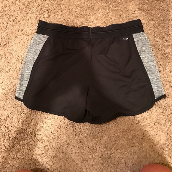 Champion performance shorts - Picture 2 of 2