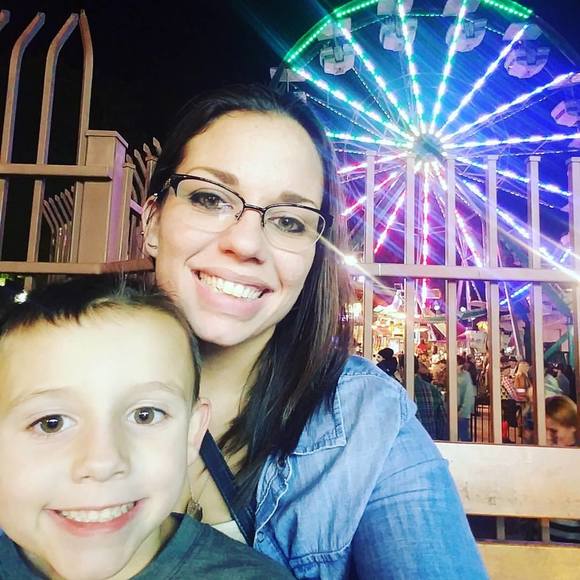 Meet your Posher, Consuela - Picture 1 of 1