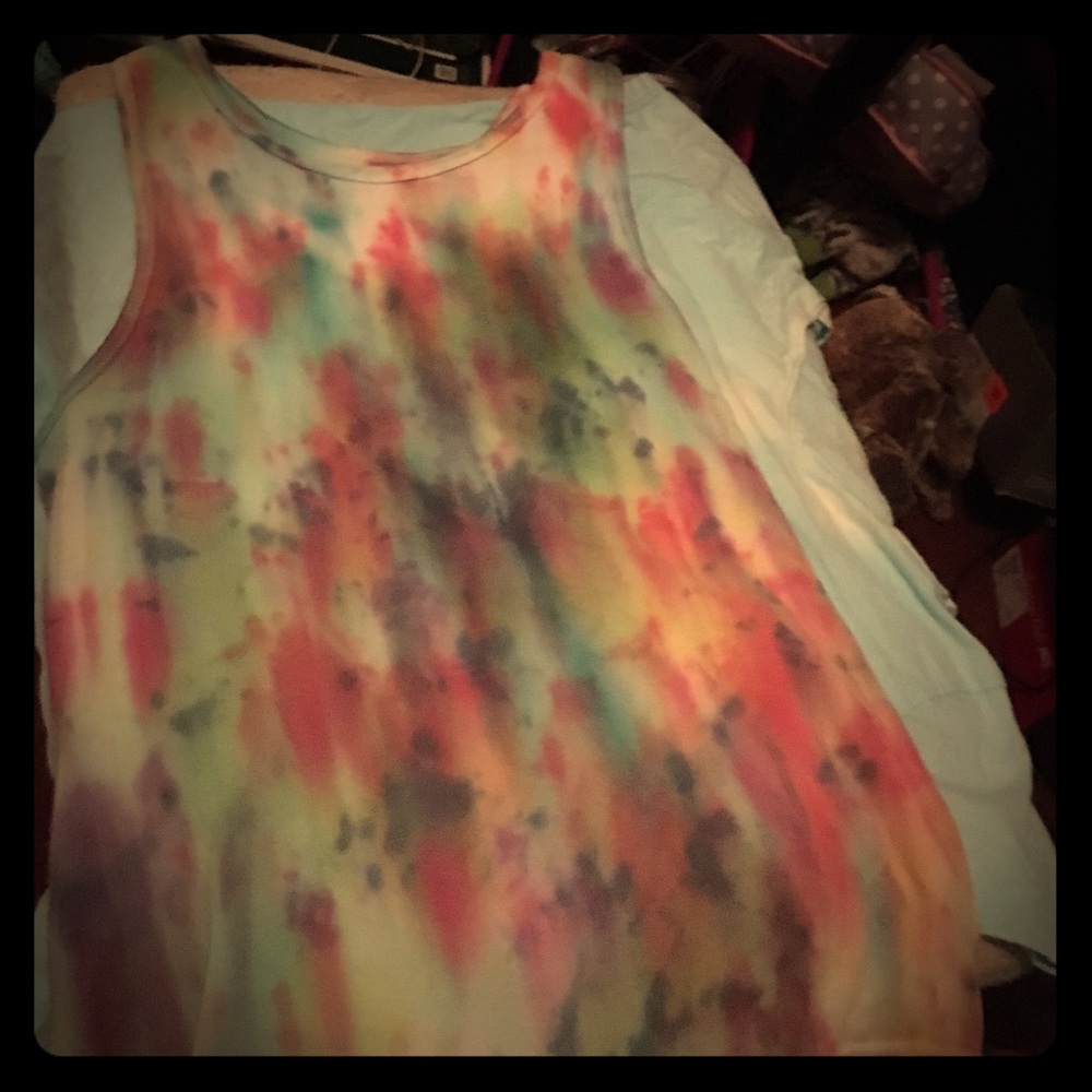 Hand dyed tank top!!