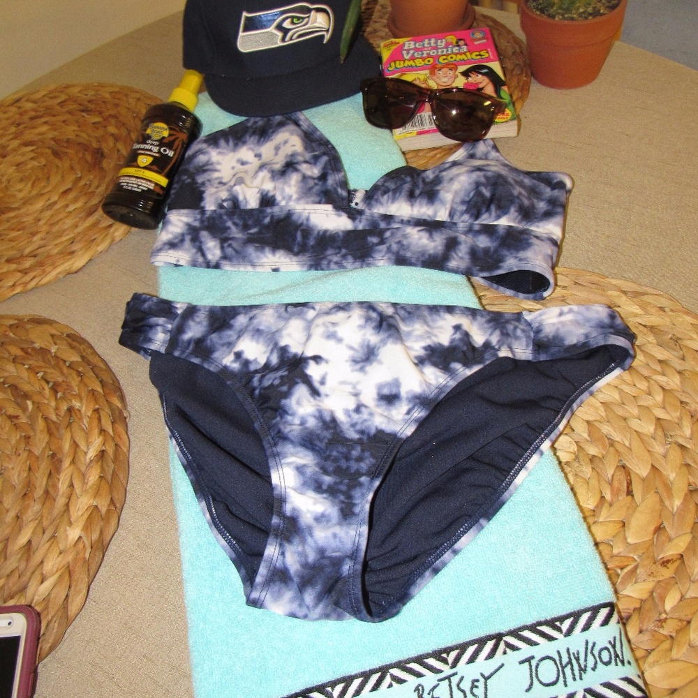 NWOT GAP Navy Tie-dye Bikini