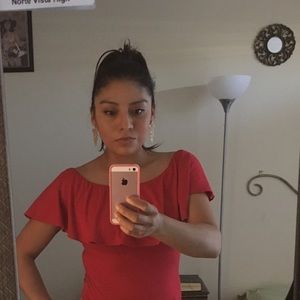 Meet your Posher, Araceli