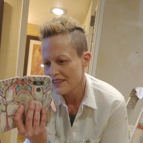 Meet your Posher, Sarah - Picture 3 of 7