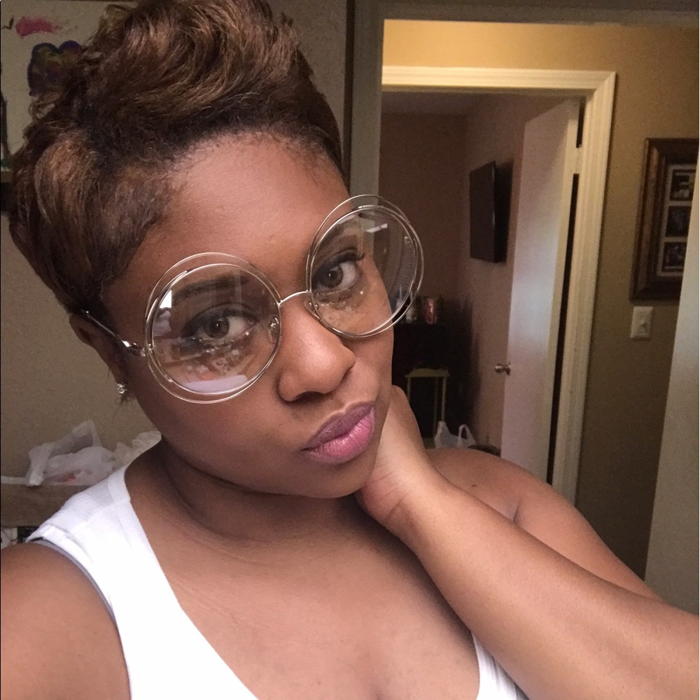 Meet your Posher, Tremillia