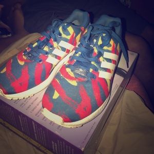 Adiddas paint air flux sneakers