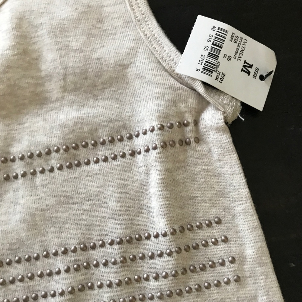 Mossimo Tank - Picture 2 of 4