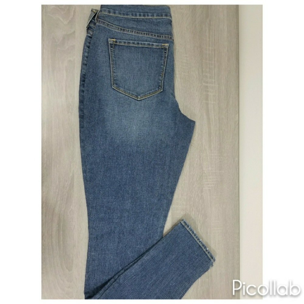 Mid-Rise Skinny Jean's