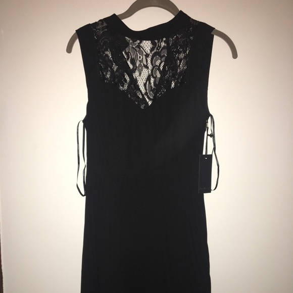 Forever 21 Dresses & Skirts - Forever 21 dress size small new with tags