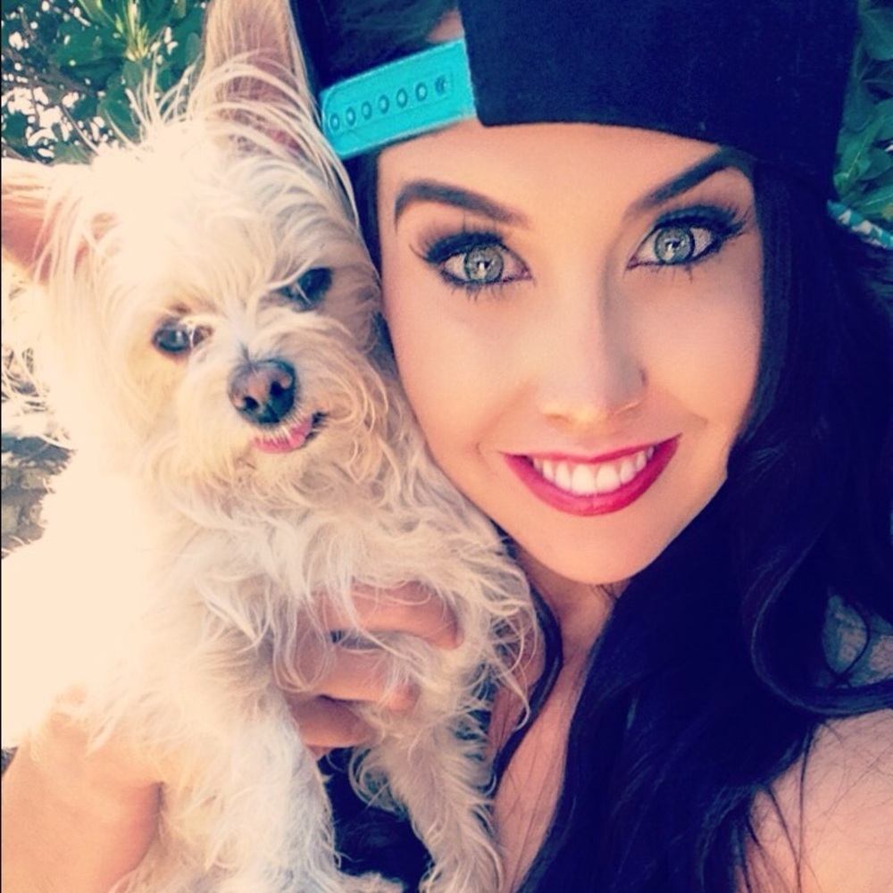 Meet your Posher, Michele