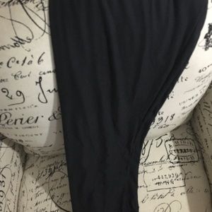 Solid black Lularoe TC leggings