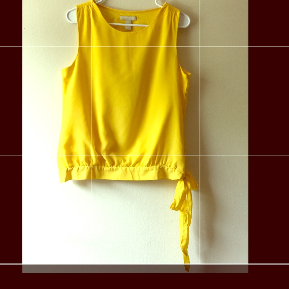 🌼Banana republic stylish top with side tie🌼
