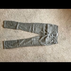 Army green skinny pant