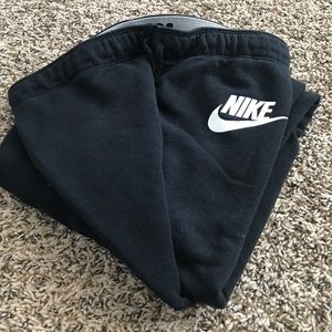 Nike Sweatpants