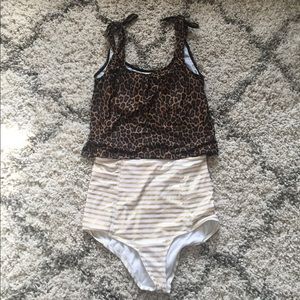 Kortni jeane swimsuit!