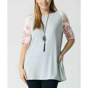 Plus Size Gray Floral Sleeve Tunic with Pockets