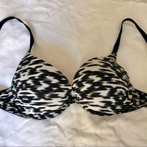 Victoria's Secret PINK push-up bra