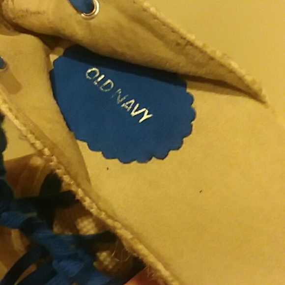 Platforms - Picture 3 of 4