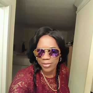 Meet your Posher, Deon