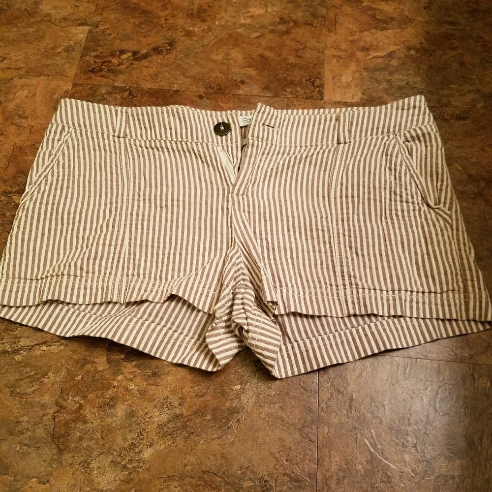 FOREVER 21 SHORTS