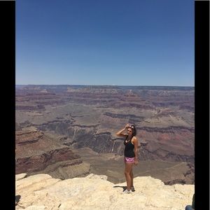 Meet your Posher, Emily