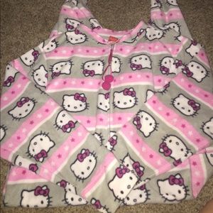 🎈Hello kitty footies pajamas 🎈