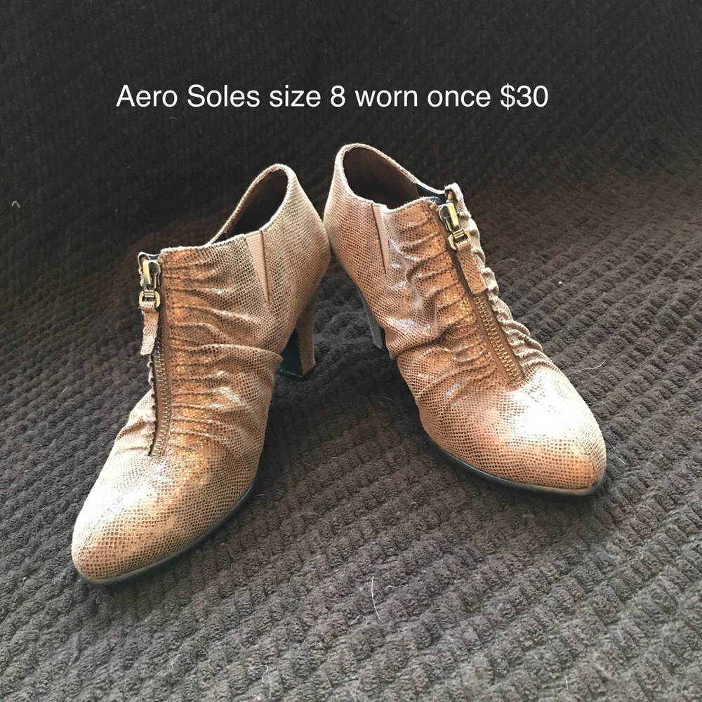 Ankle boots