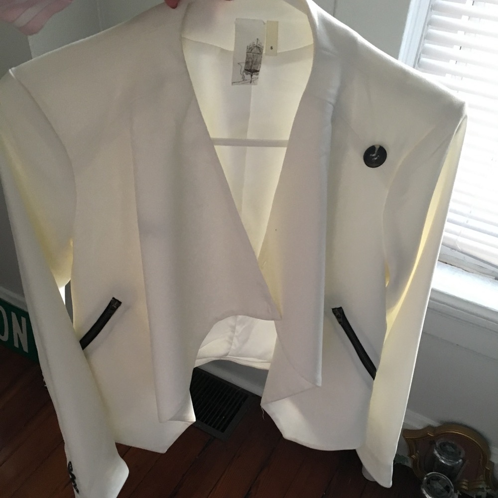 Francesca's white jacket