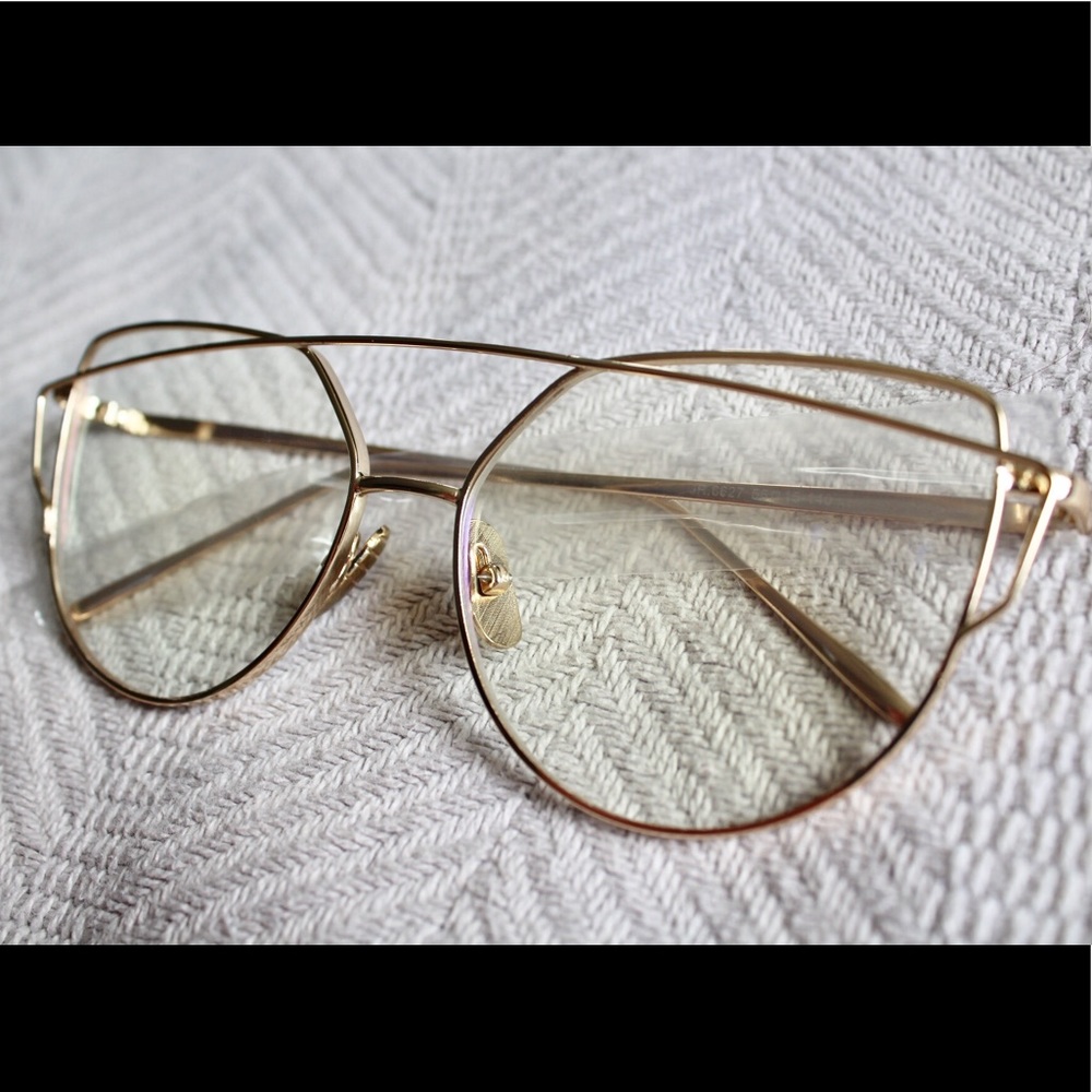 Clear gold glasses