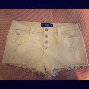 White Short-Short distressed high rise shorts