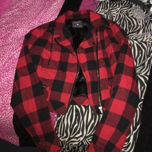 'crop top' kinda jacket & has no used conditions