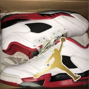 Jordan 5 low "fire red"