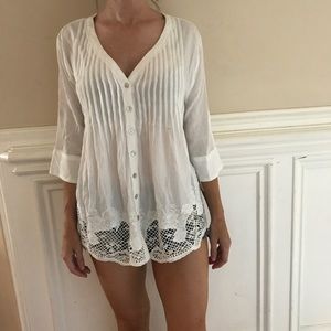 PRICE DROP🎉 NWT Miss Me Shirt! Size XS