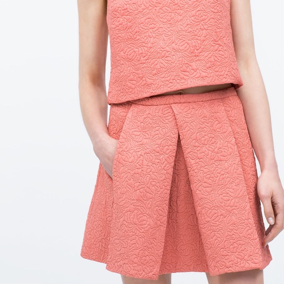 ZARA Coral Mini Skirt with Pockets Size M - Picture 2 of 5