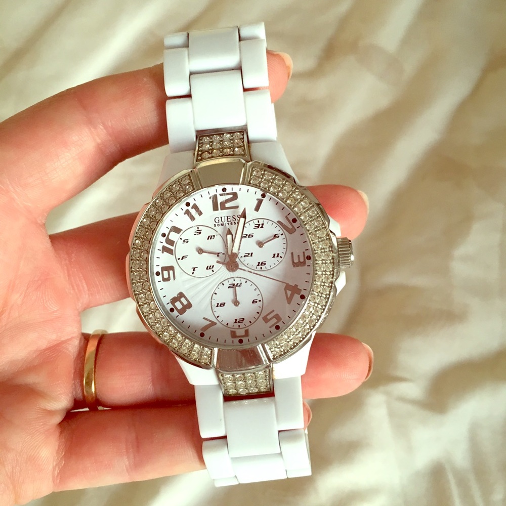 Guess boyfriend watch - needs new batteries
