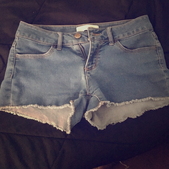 Jean shorts (soft fabric) - Picture 1 of 2