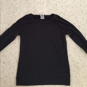 Black long sleeve t shirt