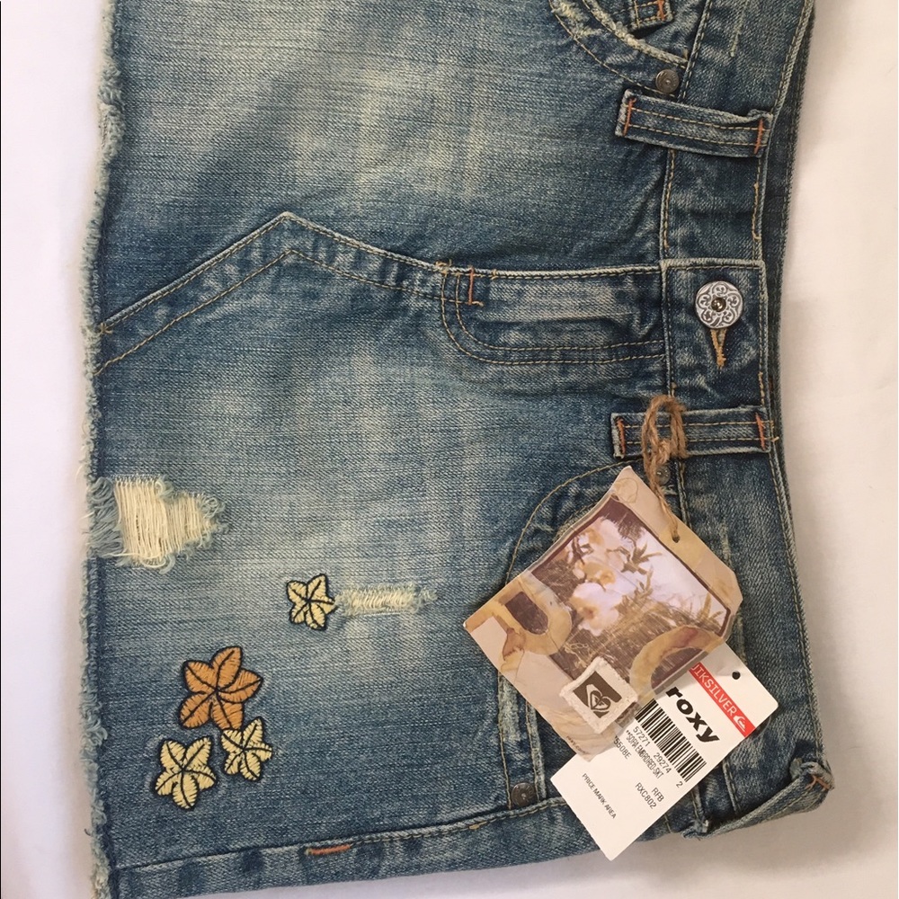 Roxy jean mini skirt, size 3 new