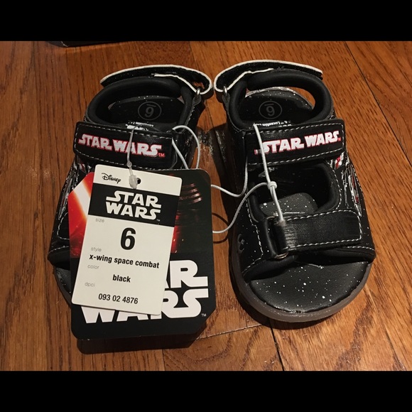 StarWars kids light up Sandle ( Boys) - Picture 6 of 6