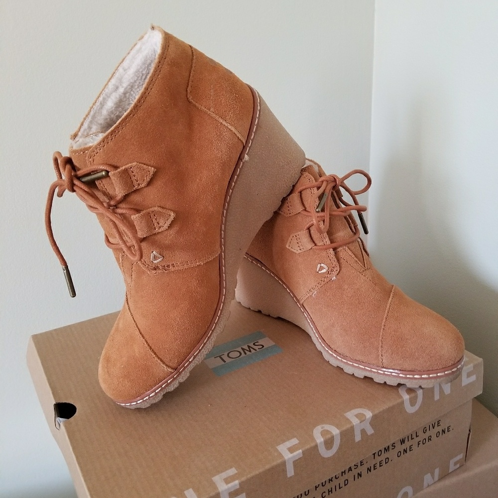 Brand New Toms Wedge Booties