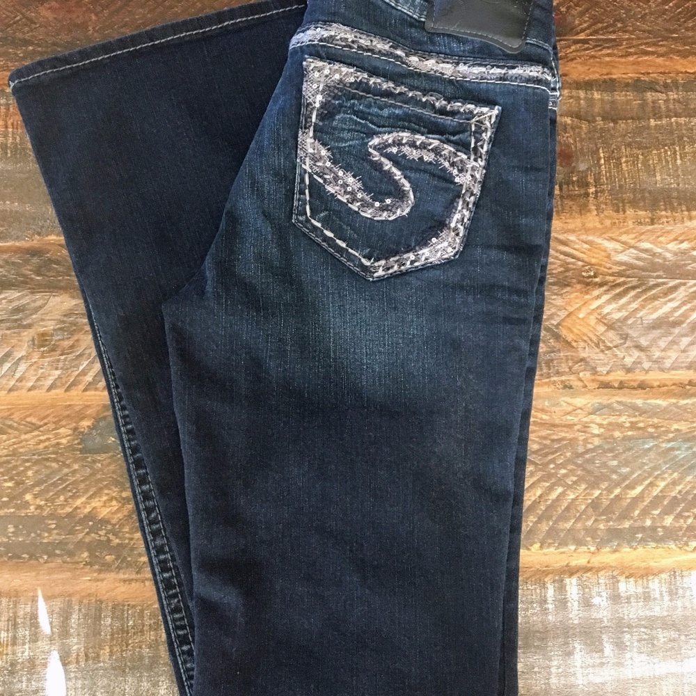 Silver "Suki" Mid-rise Boot Cut Jeans Size 28x31
