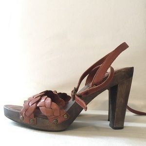 Banana Republic wooden heels size 7