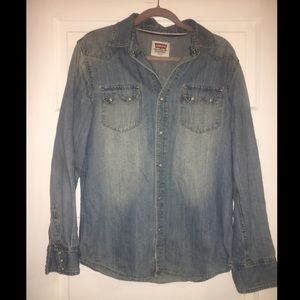 Men's LARGE denim button up.