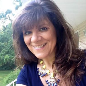 Meet your Posher, Anabela