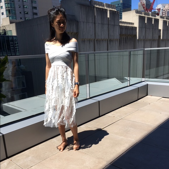 ❤️💜NWT gorgeous summery white dress - Picture 7 of 8