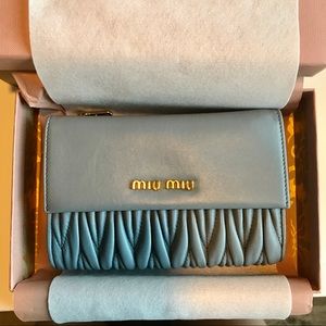 NWT Miu Miu Matelasse bifold wallet