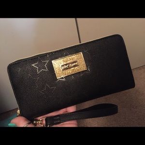 NWOT Betsey Johnson Wallet