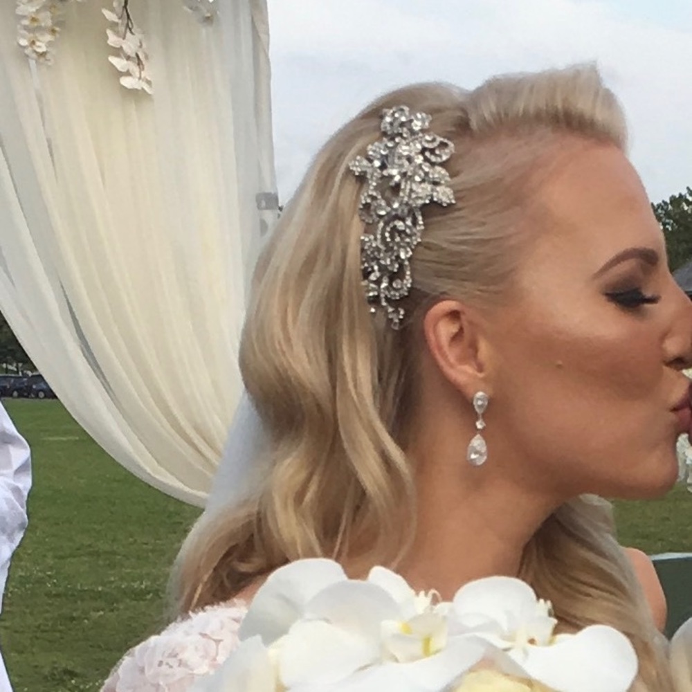 Beautiful hair clip from Bridal Style Boutque