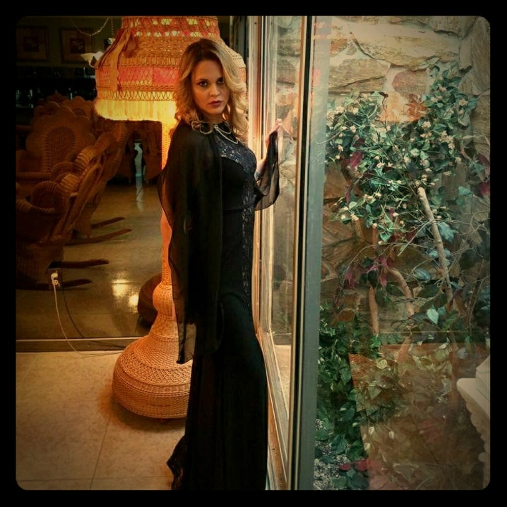 Red Carpet Formal Evening Special Occasion dress